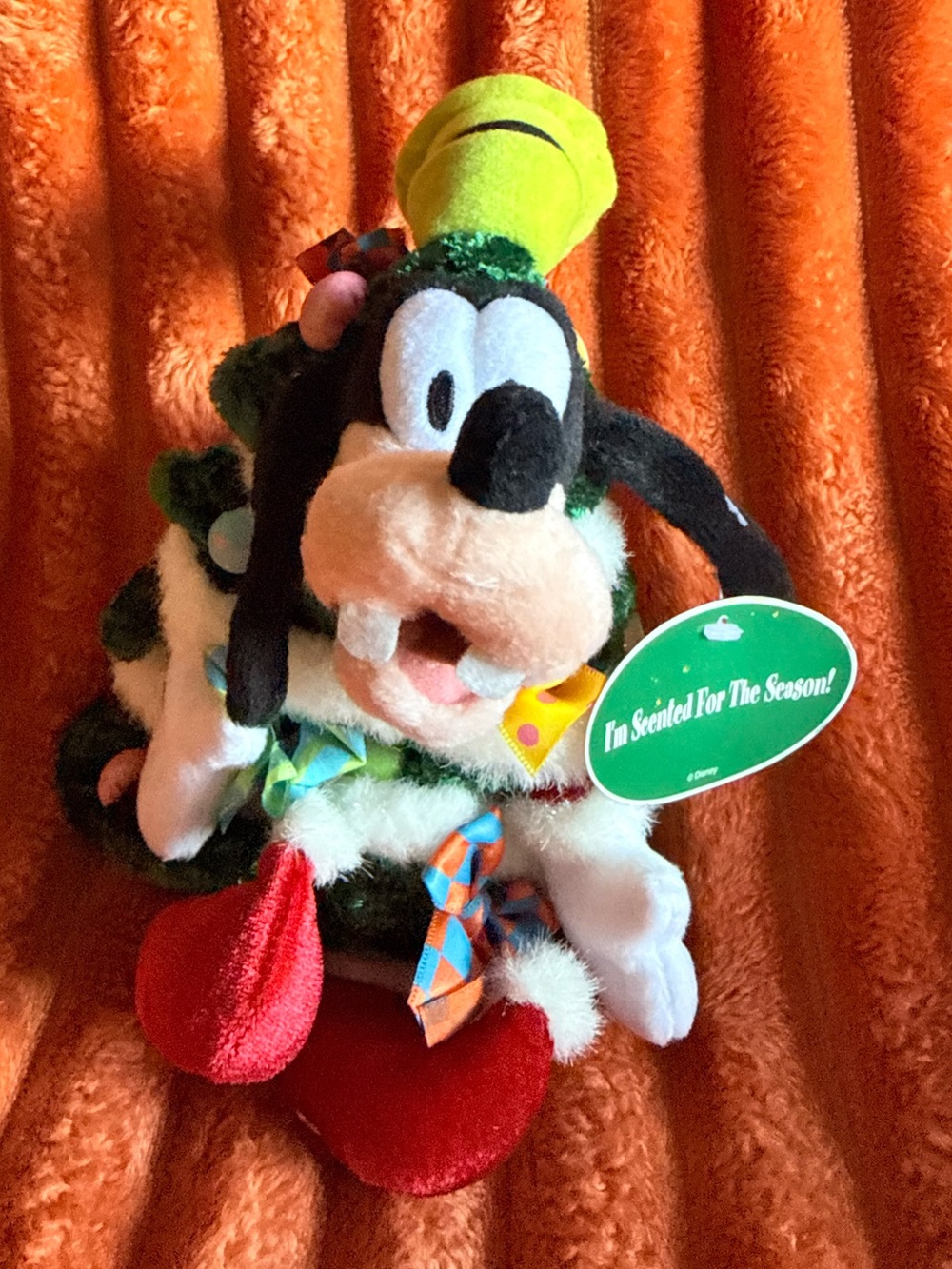 NWTS 2002 Collectible Disney Goofy Plush - Keepsake Vintage